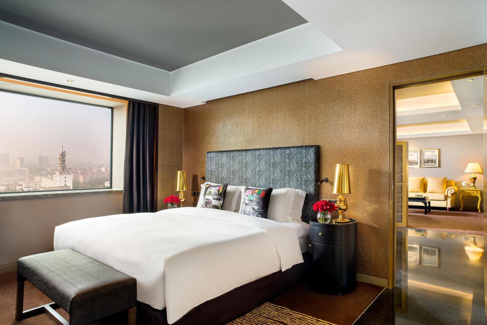 Sofitel Zhengzhou International Hotel Bagian luar foto